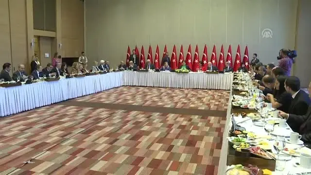 Akşener: '(İdris Naim Şahin'in Adaylığı) İyi Parti'den Aday Olmak İstiyor Ama CHP'nin Desteği Şartı...