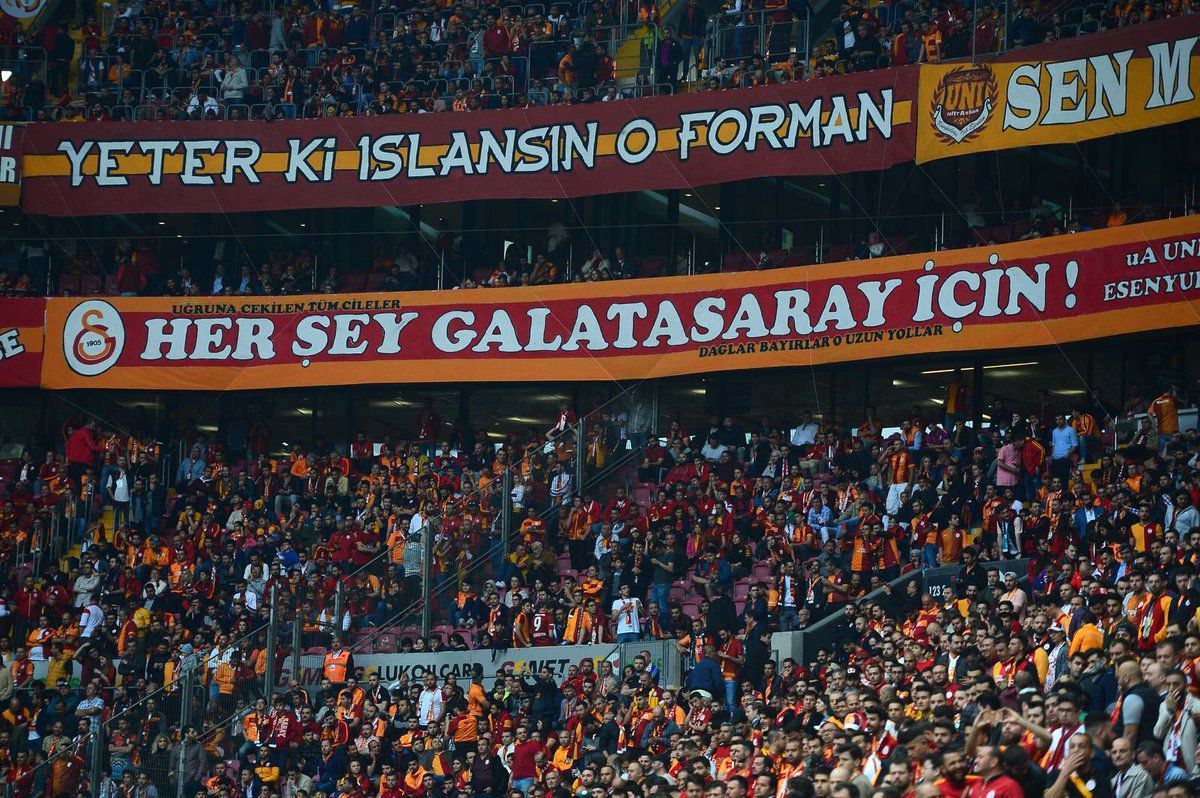 Galatasaray Tribünleri Boluspor Maçında 'Taraftar Çıldırdı Forvet İstiyor' Tezahüratında Bulundu