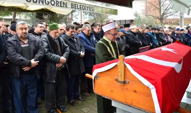 Gemi Yangınında Hayatını Kaybedenler Son Yolculuğuna Uğurlanıyor