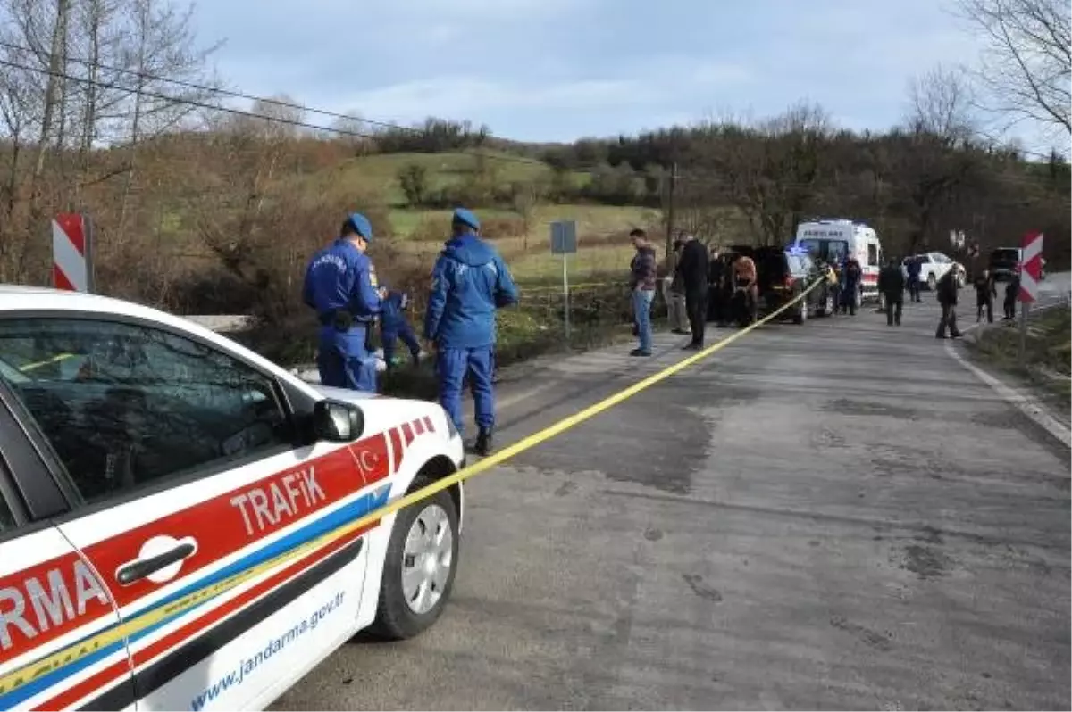 Otomobil Dereye Uçtu: 1 Ölü