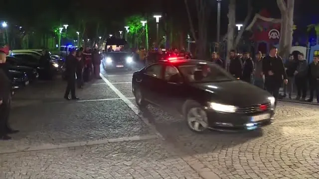 Özhaseki: 'Sizlerin Rızası Olmadan Kolay Kolay İmza Atmam' Özhaseki: 'Sizlerin Rızası Olmadan Kolay Kolay İmza Atmam'