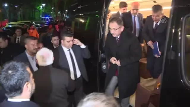 Özhaseki: 'Sizlerin Rızası Olmadan Kolay Kolay İmza Atmam' Özhaseki: 'Sizlerin Rızası Olmadan Kolay Kolay İmza Atmam'