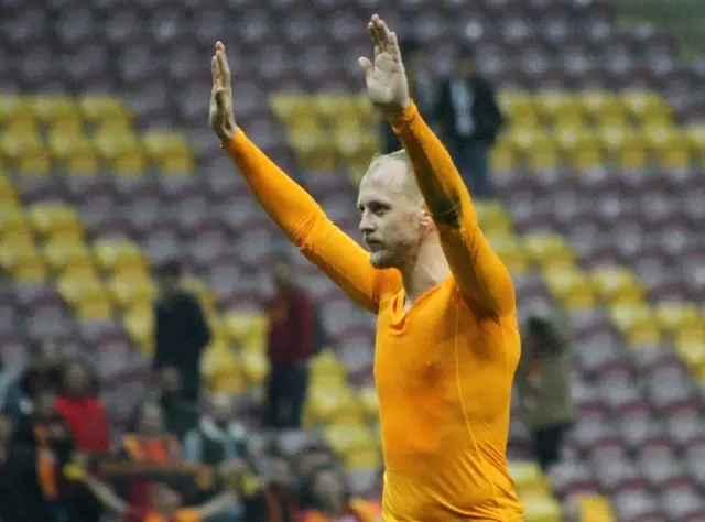 Semih Kaya İlk Kez 11 Oynadı Semih Kaya İlk Kez 11 Oynadı