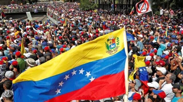 ABD Yaptırımları Venezuela Ekonomisini Felç Edebilir