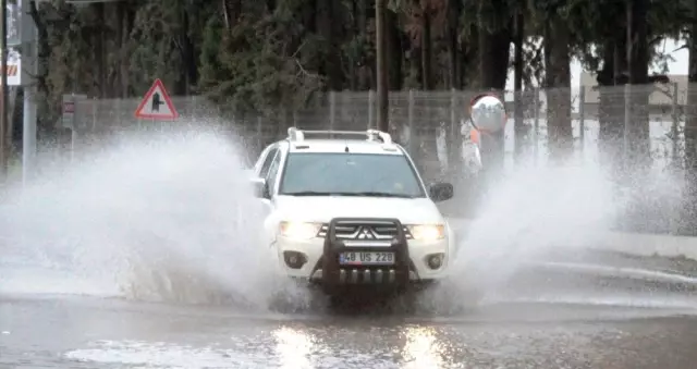Bodrum'da Tekneler Battı, Araziler Sular Altında Kaldı