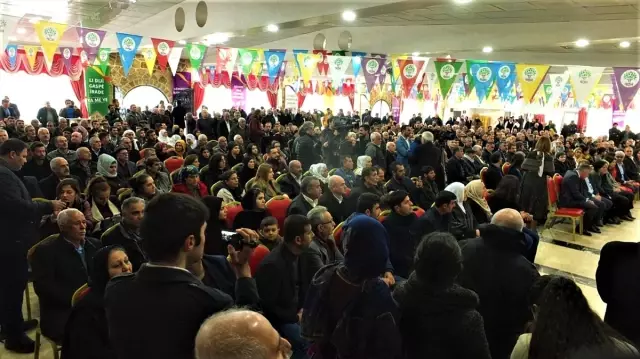 Hdp'nin Aday Tanıtımında, Terör Örgütünü Öven Marş Okundu