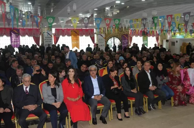 Hdp'nin Aday Tanıtımında, Terör Örgütünü Öven Marş Okundu