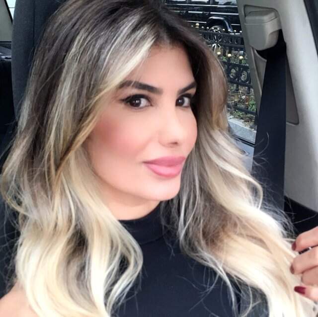 Şarkıcı Hatice, Instagram Hesabından Bacak Tüylerini Aldırdığı Anları Paylaştı