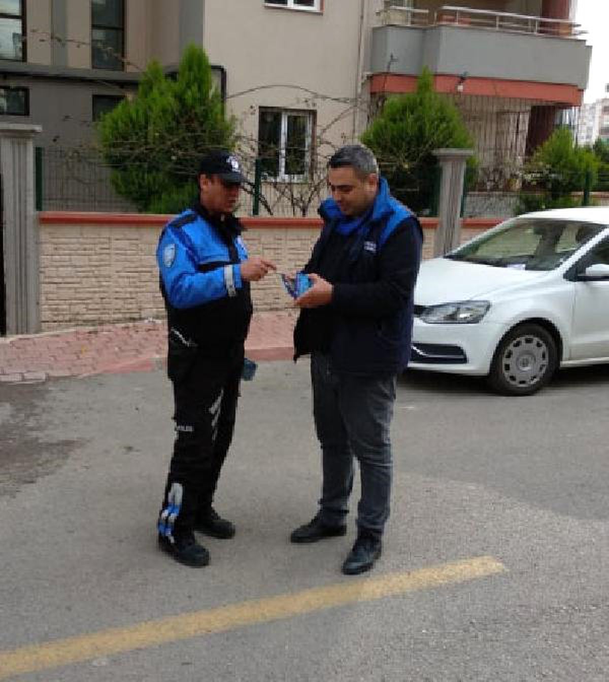 Adana Polisinden Sokakta 'Mavi Balina' Uyarısı