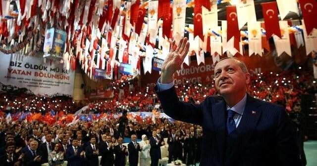 AK Parti'nin Rap Şarkısı Tanıtım Toplantısına Damga Vurdu