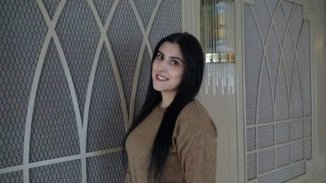 'Anne Üşüyorum' Çığlığını Duydu, Montunu Çıkarıp Çocuğa Verdi