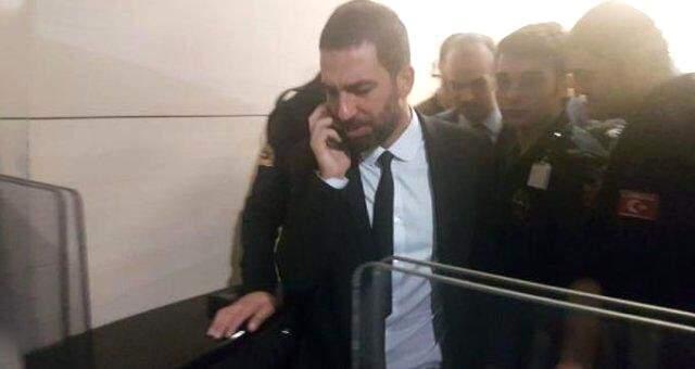 Berkay Şahin, 'Doğum Gününde Mahkemeye Geldi' Diyen Arda Turan'ın Avukatına Sert Çıktı