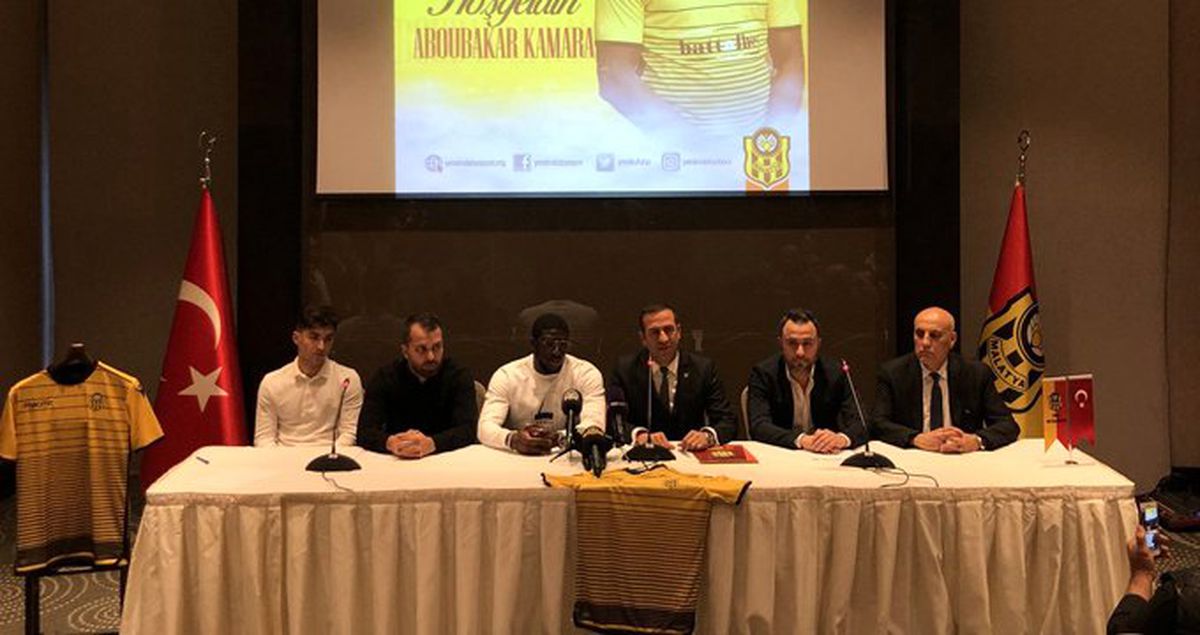 Evkur Yeni Malatyaspor Aboubakar Kamara ile Sözleşme İmzaladı