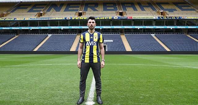 Fenerbahçe'nin Yeni Transferi Tolgay Arslan: Formayı Giyince Ağlamıştım