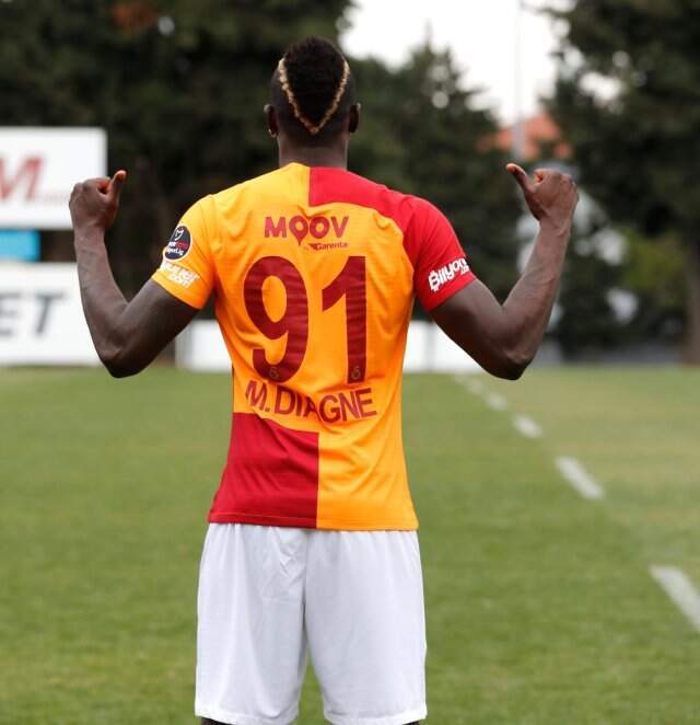 Mbaye Diagne'den Türkçe Mesaj: En Büyük Cimbom