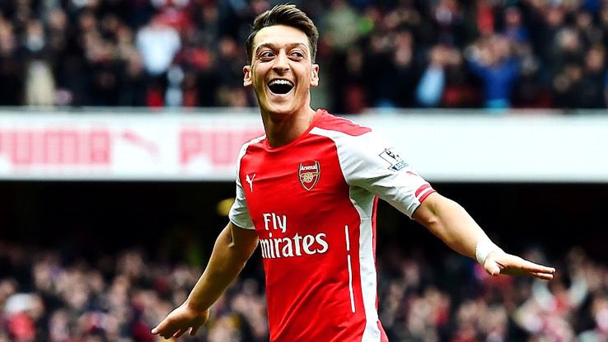 Mesut Özil, PSG'nin Teklifini Reddetti