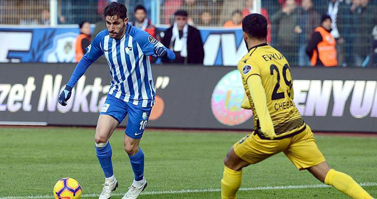 Sivasspor, Özer Hurmacı'yı Transfer Etti