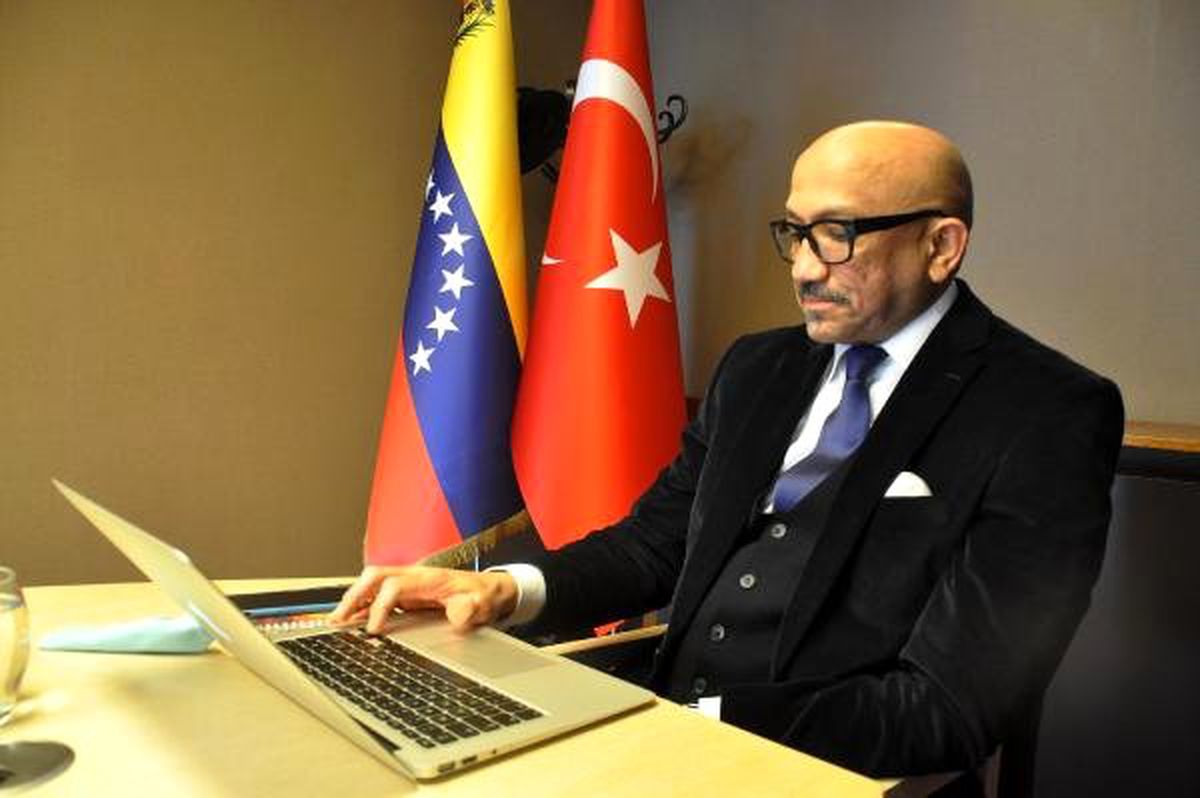 Venezuela Büyükelçisi: Halk Zorluklar İçerisinde Ama Düşmanını Biliyor