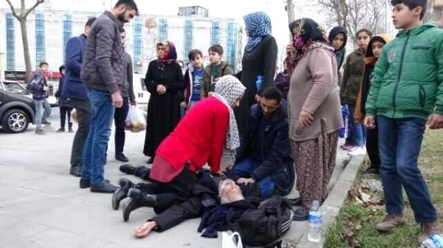 Yaşlı Adamı Hayata Döndüren Gizemli Kadın Otomobile Binip Hızla Uzaklaştı