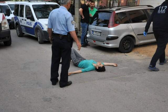 2 Çocuk Babası Eşini Bıçaklayarak Öldüren Kadın Hakim Karşısına Çıktı: Benden Sapıkça İsteklerde Bulundu