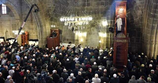 Diyanet İşleri Başkanlığı 9 Bin 500 Personel Alacak