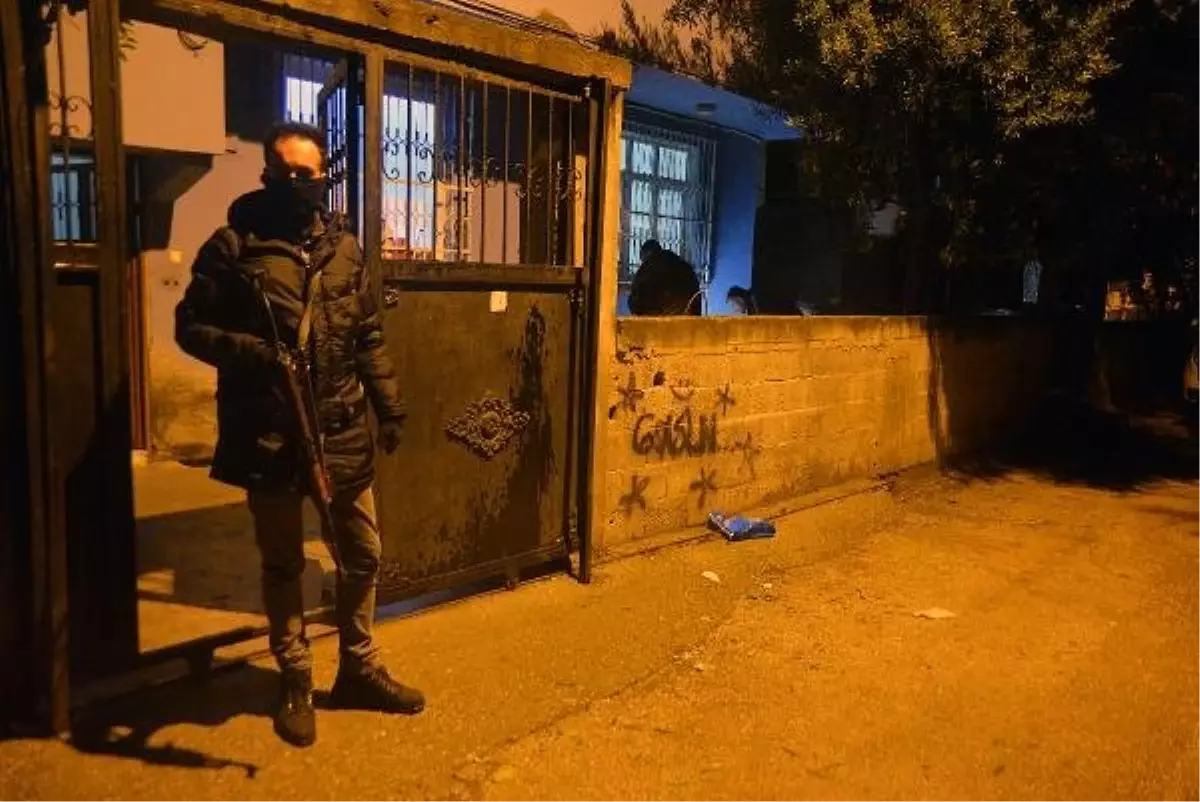 Evin Bahçesine Atılan Ses Bombası Korkuttu