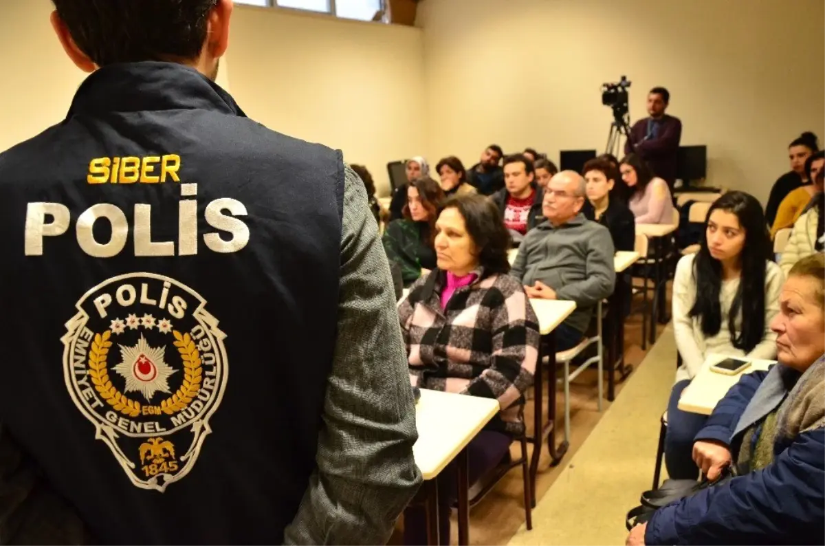 Polisten 'Mavi Balina' Semineri