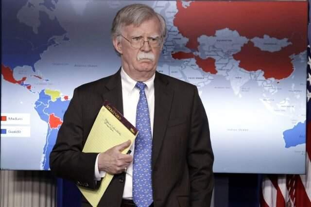 ABD, Darbeci Guaido'nun Venezuela'sına 'İnsani Yardım' Yapacak