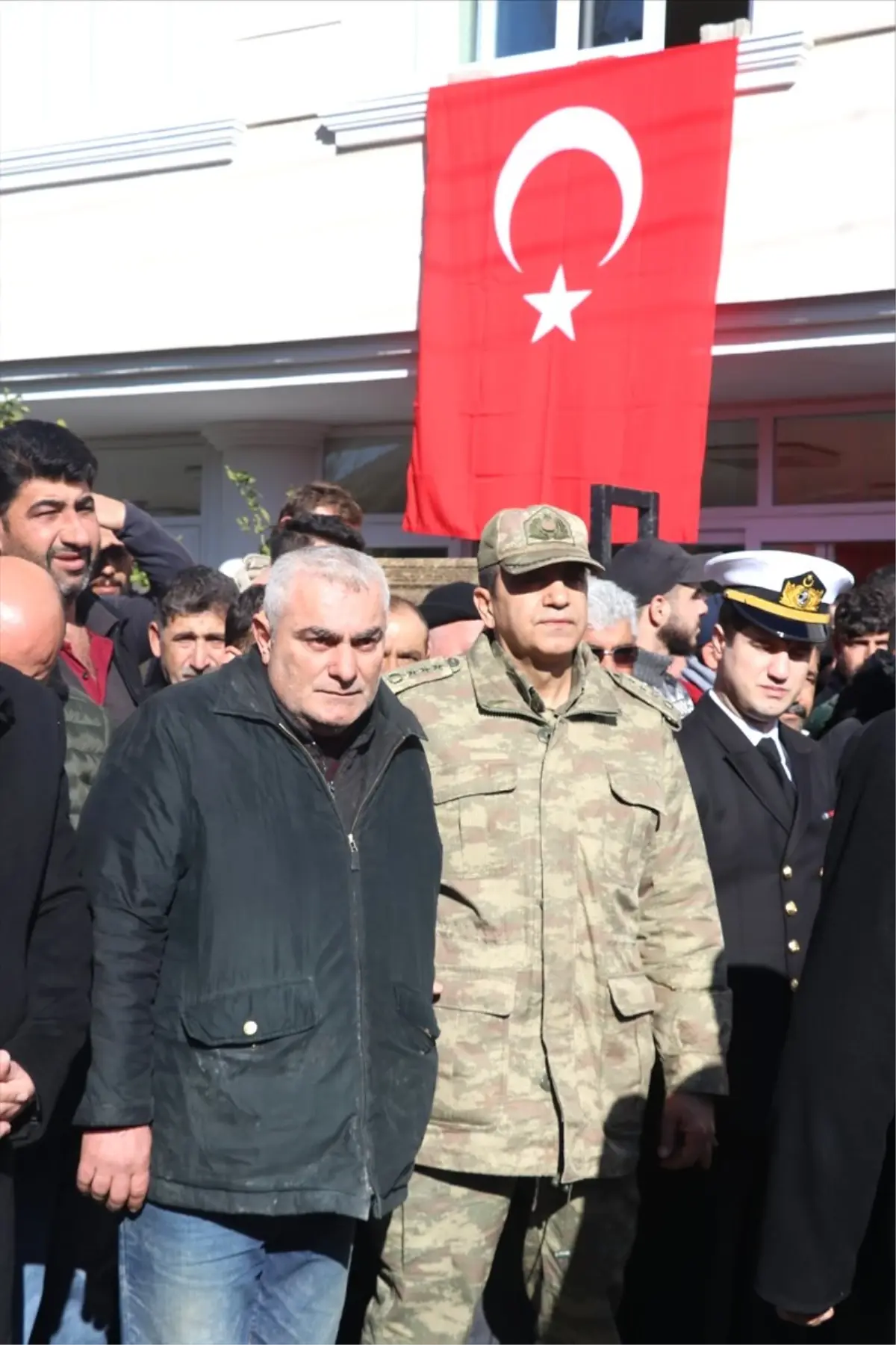 Adana'da Asker Uğurlamasına Gidenleri Taşıyan Midibüsün Devrilmesi