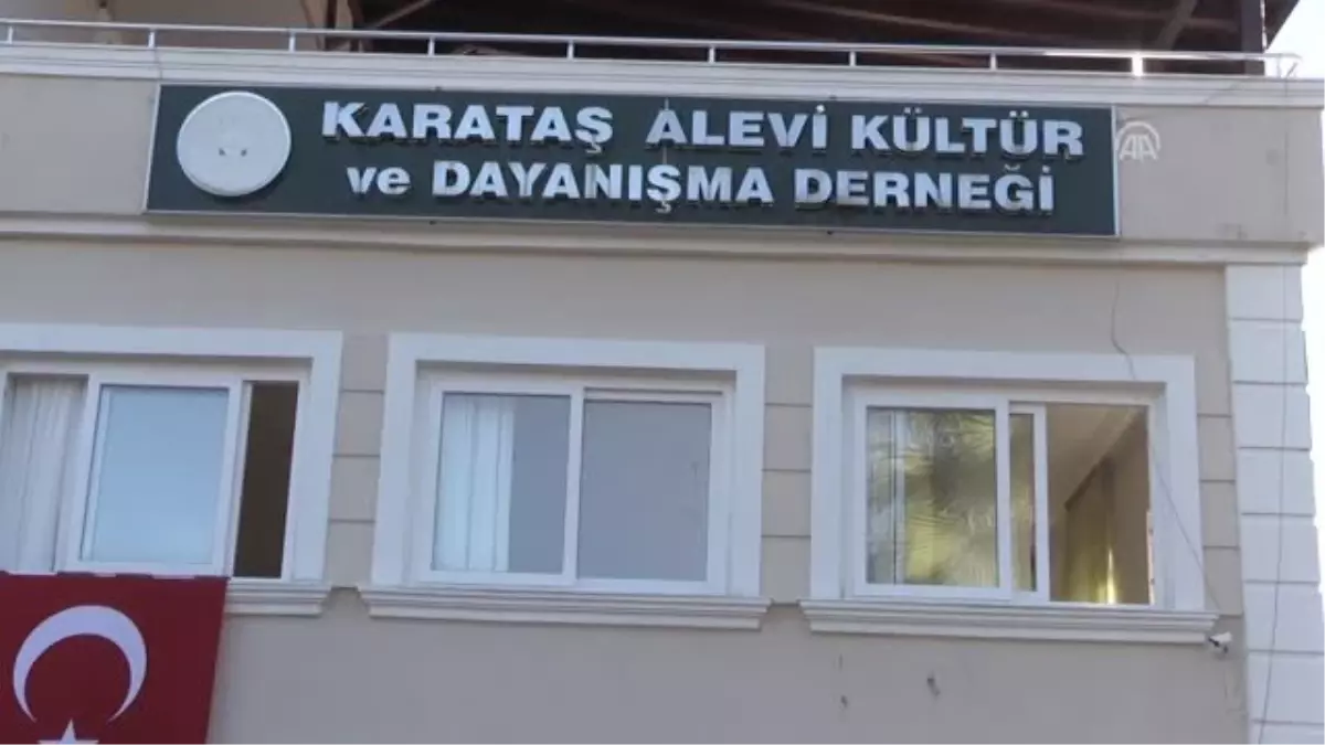 Adana'da Asker Uğurlamasına Gidenleri Taşıyan Midibüsün Devrilmesi