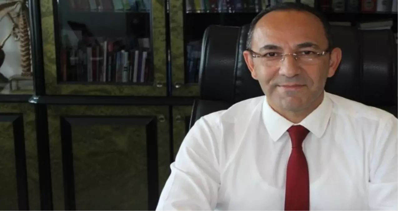 CHP İzmir Urla İlçe Belediye Başkan Adayı İbrahim Burak Oğuz Kimdir?