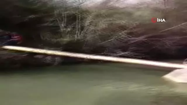 Mahalle Sakinleri Yıllardır Köprü Yapılmasını Bekliyor Mahalle Sakinleri Yıllardır Köprü Yapılmasını Bekliyor