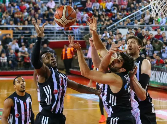 Pinar Karsiyaka Besiktas Sompo Japan Haberi Fotografi Fotograflari