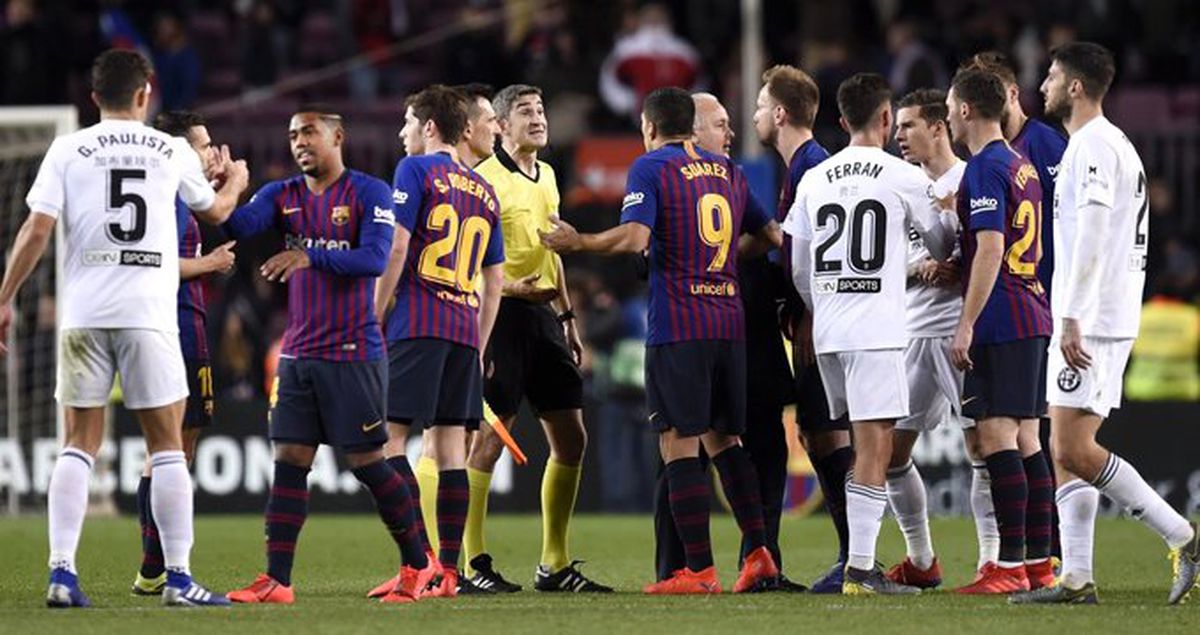 Barcelona, Messi ile 1 Puanı Kurtardı