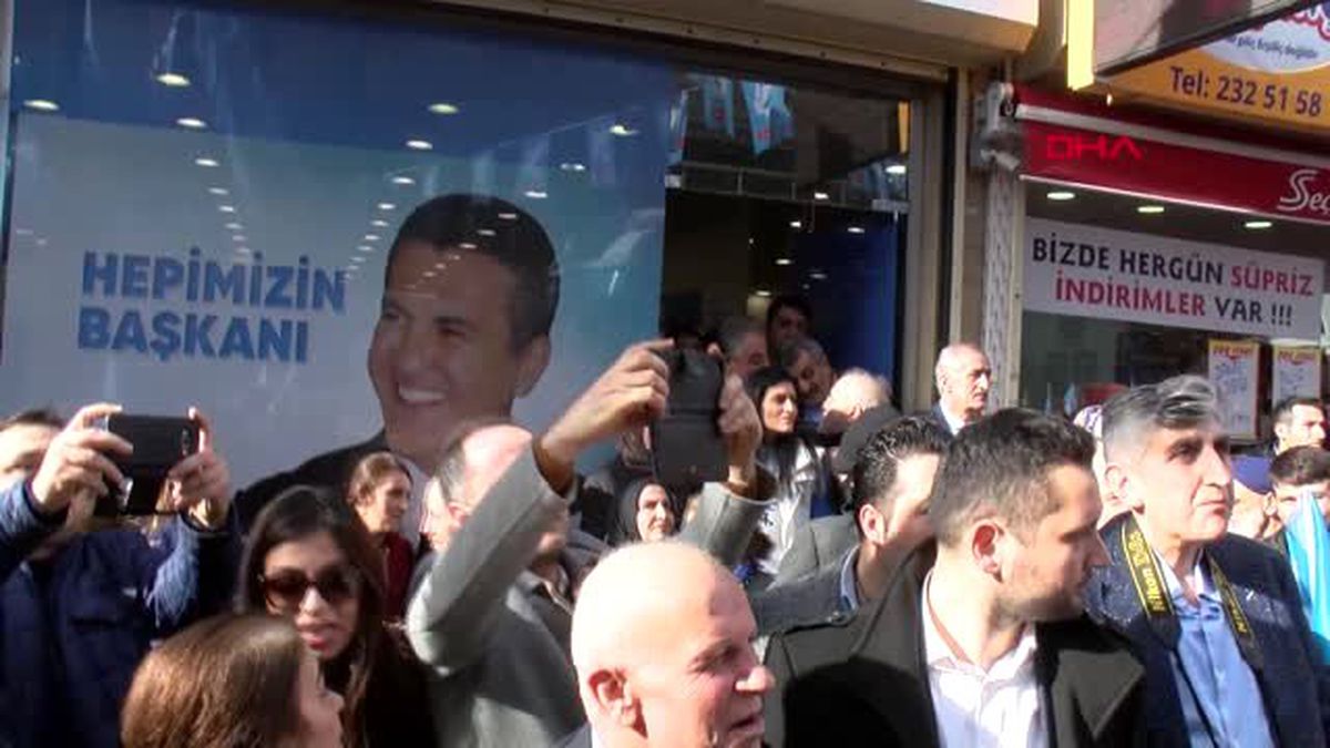 Sarıgül Bülent Ecevit'in Siyasi Nezaketi ve Siyasi Zarafetinden Geliyoruz