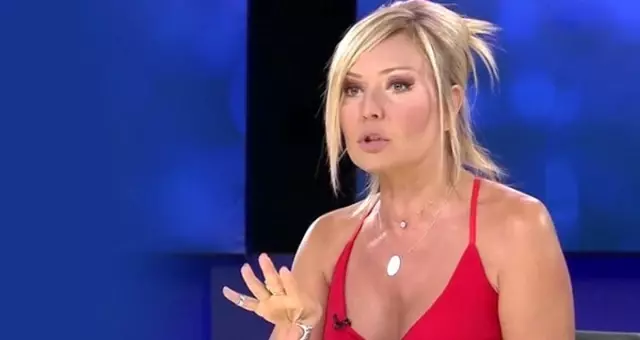 Seda Akgül'den Olay Yaratan Paylaşım: Çok Yılan Öptüm, En Masumu Buydu Seda Akgül'den Olay Yaratan Paylaşım: Çok Yılan Öptüm, En Masumu Buydu