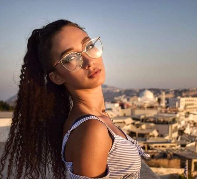 Dimitra Vamvakousi Kimdir?