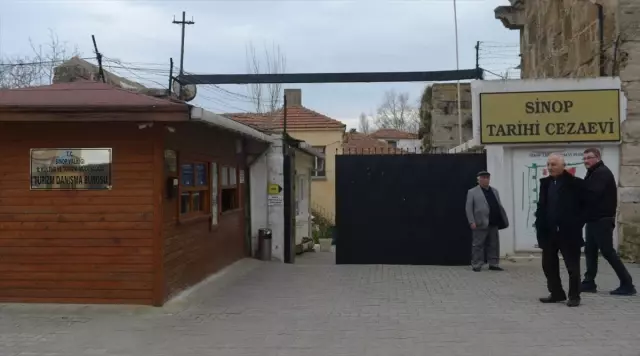 Mutlu Şehrin Mutlu Şehrin