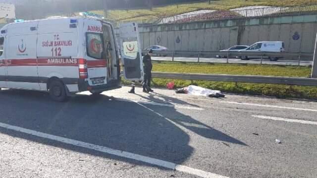 Son Dakika! TEM'de Feci Kaza! Otomobil ile Motosiklet Çarpıştı: 1 Kişi Öldü