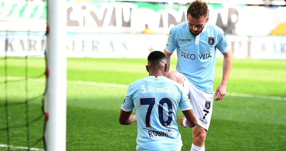 Akhisar Maçında Robinho'nun Hareketi Visca'yı Onurlandırdı