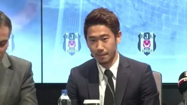 Beşiktaş'ta İmza Şov Beşiktaş'ta İmza Şov