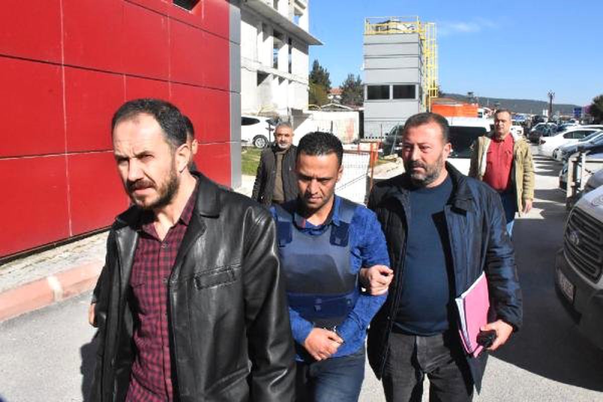 Gaziantep'te 3 Kişiyi Öldürüp, 2 Kişiyi Yaralayan Damat Adliyede