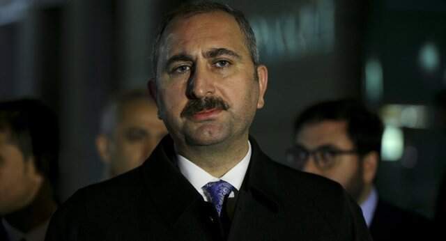 Bakan Gül'den, 'Gülen Mısır'a Kaçacak' İddiasına Yanıt Verdi