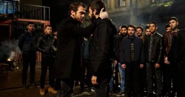 Çukur Asıl Şimdi Karışıyor! Ödüllü Oyuncu Tansu Biçer Dizinin Kadrosuna Dahil Oldu