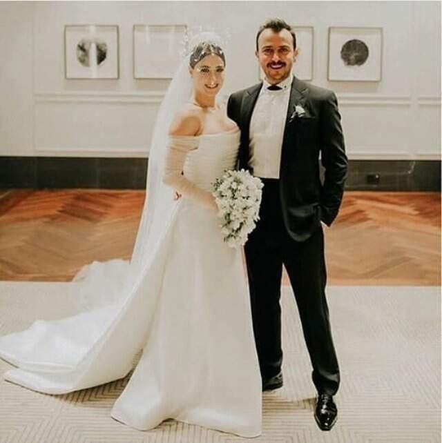 Hazal Kaya ve Ali Altay Düğünlerinde Nikah Şekeri Yerine Davetliler İçin Bir Derneğe Bağış Yaptı
