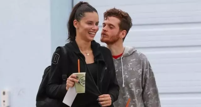 Metin Hara'dan Ayrılan Adriana Lima, Eski Aşkına Geri Döndü Metin Hara'dan Ayrılan Adriana Lima, Eski Aşkına Geri Döndü