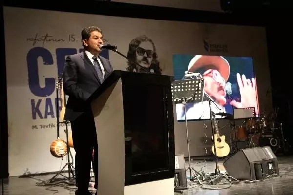 Cem Karaca'nın Vasiyetini Yerine Getirdiğini Açıkladı Cem Karaca'nın Vasiyetini Yerine Getirdiğini Açıkladı