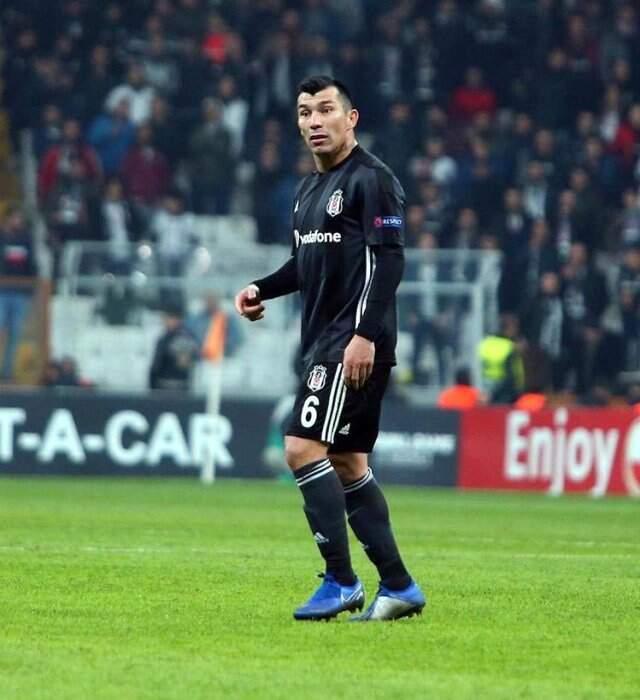 Çin Ekibi Beijing Gouan'ın Gary Medel İçin 10 Milyon Euroyu Gözden Çıkarttı