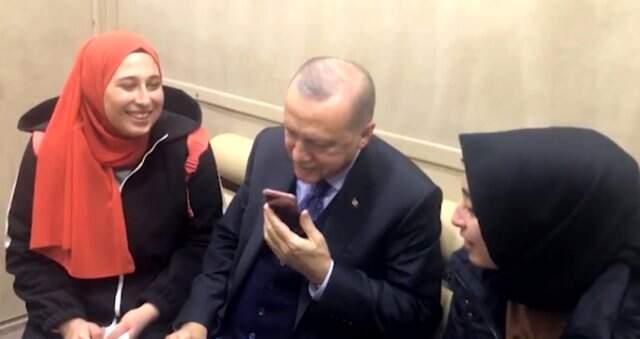 Cumhurbaşkanı Erdoğan, toy Kızların Davetini art Çevirmedi