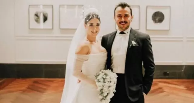 Hazal Kaya ve Ali Atay'ın Düğününün Maliyeti Belli Oldu Hazal Kaya ve Ali Atay'ın Düğününün Maliyeti Belli Oldu